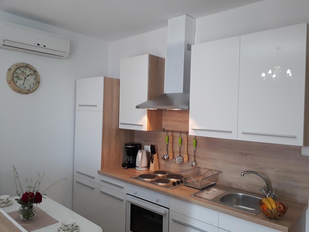 Apartments Jo Senj  Extérieur photo