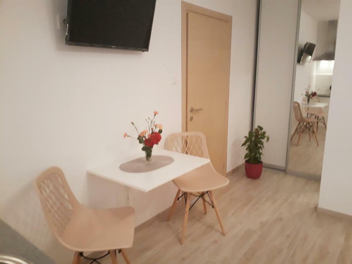 Apartments Jo Senj  Extérieur photo